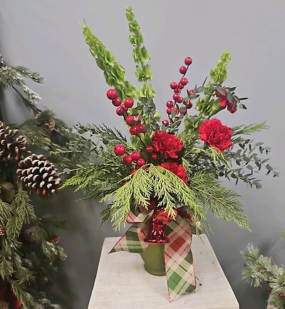 Bells and Berries Vase